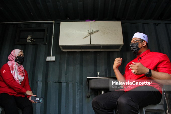The Executive Chairman of Skuad Pengurusan Jenazah Malaysia (SPJM), Muhammad Rafieudin Zainal Rashid during the SkopMG Interview at the Ibukota Muslim Cemetery in Kuala Lumpur. PIX: FARHAN MAHAMAD / MalaysiaGazette / 11 OCTOBER 2021