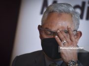 Noh hairan sarapan pagi bersama dijadikan isu The Minister of Entrepreneur Development and Cooperatives (MEDAC), Tan Sri Noh Omar during the signing of Memorandum of Understanding (MoU) on the Vendor Development Programme at the Everly Hotel in Putrajaya. PIX: SYAFIQ AMBAK / MalaysiaGazette / 18 OCTOBER 2021. MEDAC business financing