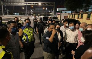 The Cheras Police have successfully arrested everyone involved in the riot before a temple at Jalan Sungai Besi after the temple issued an apology letter and surrendered themselves to the police at around 1.30 am yesterday morning. PIX: IPD Cheras
