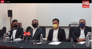 Sulaiman Md Ali Melaka state assembly assemblymen withdraw support Chief Minister CM Idris Haron Datuk Nor Azman Hassan (BN-Pantai Kundor), Datuk Norhizam Hassan Baktee (Independent – Pengkalan Batu) and Datuk Noor Effandi Ahmad (BERSATU-Telok Mas). UMNO Adly Zahari Pakatan Harapan toppled