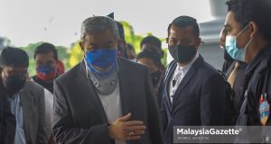 Former Deputy Prime Minister Datuk Seri Ahmad Zahid Hamidi pointed his fingers at Major Mazlina Mazlan during the embezzlement trial involving Yayasan Akalbudi foundation