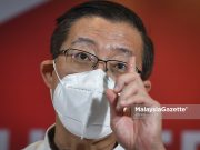 Guan Eng ragu kenyataan Azam berkaitan rasuah lompat parti Secretary-General of DAP, Lim Guan Eng. chopsticks Chinese Malaysian Mahathir Mohamad
