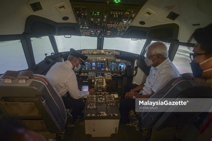 Lawatan Mahdzir UniKL