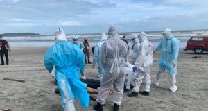 illegal immigrants Tanjung Balau Lombok Indonesia boat capsized