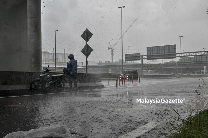 heavy downpour thunderstorm continous heavy rain MetMalaysia weather forecast