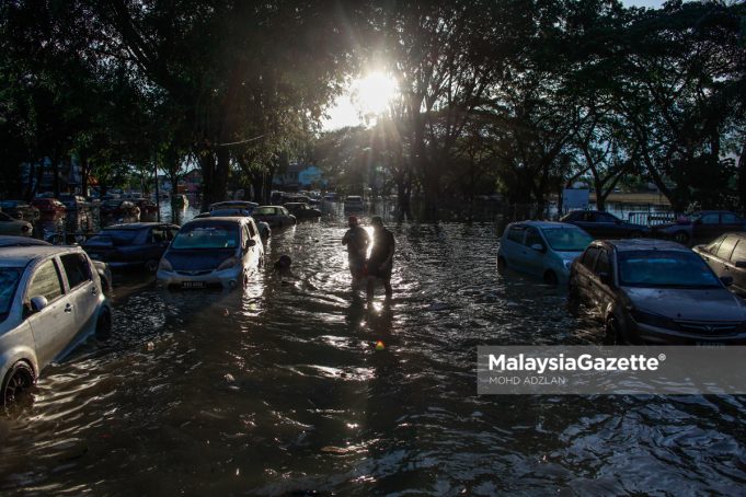 extreme weather forecast heavy downpour rain flood East Coast Malaysia