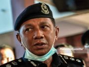 Mayat wanita tidak berseluar ditemukan – Polis