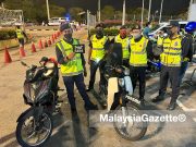Tukar nombor plat palsu takut bank tarik motosikal