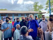 postpone umrah Omicron variant Saudi Arabia Prime Minister Datuk Seri Ismail Sabri Yaakob visits the flood situation at Segamat district and meets the flood victims at the Kampung Tandong Temporary Flood Evacuation Centre (PPS), Buloh Kasap, Segamat, Johor.