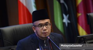 Dr Mohd Asri Zainul Abidin MACC Azam Baki Shares ownership support lawyer haram defend oppressors