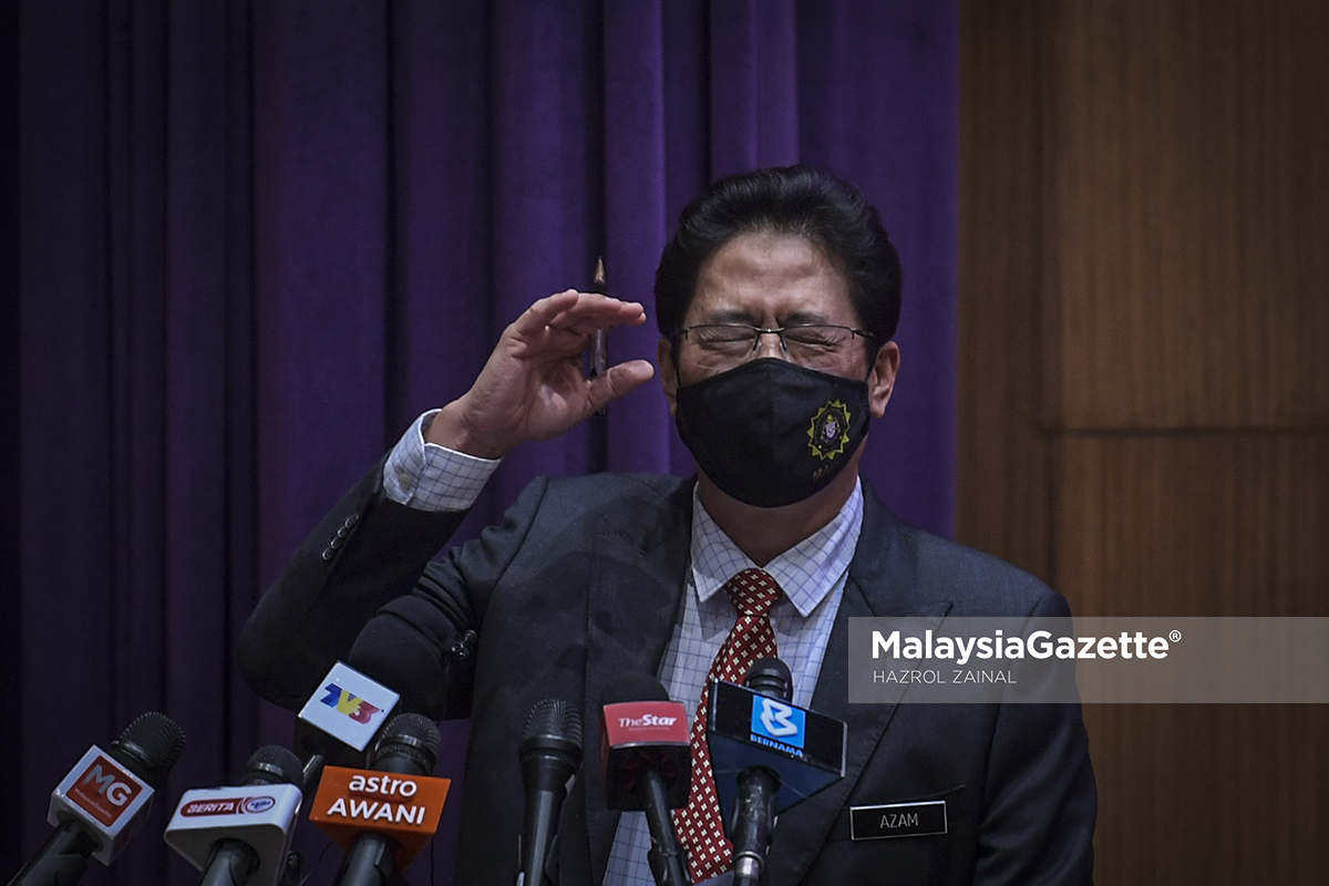 MACC Chief Commissioner of the Malaysian Anti-Corruption Commission, Tan Sri Azam Baki at a news conference to clarify his share ownership. PIX: HAZROL ZAINAL / MalaysiaGazette / 6 JANUARY 2022.