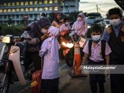 Ceria kembali ke sekolah walaupun terjejas banjir