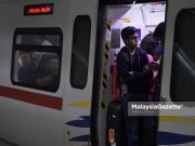100 pelajar gagal ke sekolah: KTMB mohon maaf, gantung tugas kakitangan