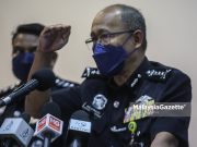 Poliklinik jual sijil vaksin RM3,000 diserbu Selangor Police Chief, Datuk Arjunaidi Mohamed at a news conference on Ops Dadu and fake Covid-19 vaccination certs at the Selangor Police Contingent Headquarters. PIX: AMIRUL SHAUFIQ / MalaysiaGazette / 17 JANUARY 2022 Polyclinic Gombak fake Covid-19 certs vaccine vaccination