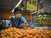 Persediaan Warga Kota Menjelang Tahun Baru Cina 2022