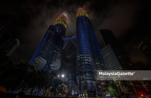 New Year 2022 Malaysian Family