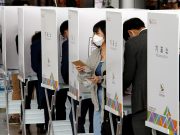 Korea Selatan pertimbang benarkan pesakit Covid-19 mengundi