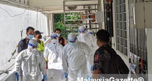 A man jumped off 12th floor of an aparment in Paya Terubong, Penang, after stabbing his wife