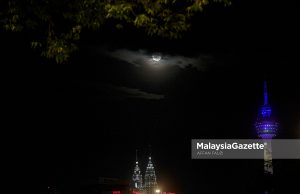 Fenomena Bulan Purnama Salju Hiasi Langit