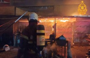 15 gerai makan MPK terbakar