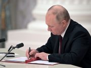 Putin kerahkan tentera di timur Ukraine