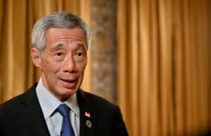 Singapura tarik balik pemakaian pelitup muka