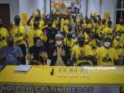 Ada presiden parti telefon mahu berbincang – Najib