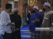 Calon BN, Fadzli Salleh Solat Jumaat Bersama Penduduk Bukit Pasir #PRNJohor