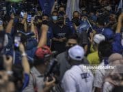 Pengerusi Perikatan Nasional, Tan Sri Muhyiddin Yassin hadir pada Pentas Anak Muda Johor sempena kempen Pilihan Raya Negeri (PRN) Johor di Bilik Gerakan PN Zon Utara, Pagoh, Johor. Foto HAZROL ZAINAL, 08 MAC 2022.