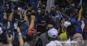 Pengerusi Perikatan Nasional, Tan Sri Muhyiddin Yassin hadir pada Pentas Anak Muda Johor sempena kempen Pilihan Raya Negeri (PRN) Johor di Bilik Gerakan PN Zon Utara, Pagoh, Johor. Foto HAZROL ZAINAL, 08 MAC 2022.