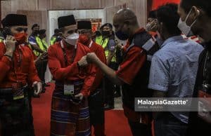 Naib Ketua Pemuda UMNO, Shahril Sufian Hamdan selepas perasmian Perhimpunan Agung UMNO 2021 di Pusat Dagangan Dunia Kuala Lumpur (WTCKL). Foto AMIRUL SHAUFIQ, 18 MAC 2022.