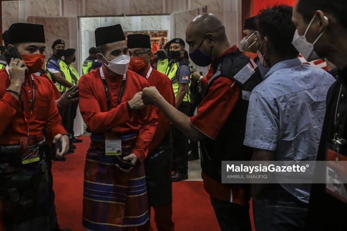 Naib Ketua Pemuda UMNO, Shahril Sufian Hamdan selepas perasmian Perhimpunan Agung UMNO 2021 di Pusat Dagangan Dunia Kuala Lumpur (WTCKL). Foto AMIRUL SHAUFIQ, 18 MAC 2022.