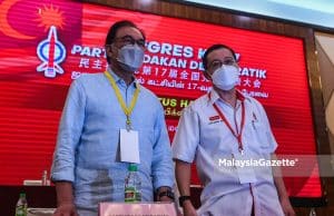 DAP mahu keluarga Beng Hock dibayar RM1.5 juta seperti keluarga Adib