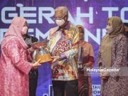 Perdana Menteri Hadir Anugerah Akademik Negara Ke-14