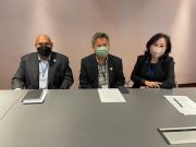 Presiden PAPSMA, Datuk Megat Fairouz Junaidi Megat Junid (tengah) bersama Timbalan Presiden PAPSMA, Datuk Kris Foo Yin Choo (kanan) dan Setiasaha Agung PAPSMA, Dr. N. Sukumaran