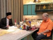 Bakal Exco Johor perlu isytihar harta, titah Sultan Ibrahim Datuk Onn Hafiz Ghazi having an audience with the Sultan of Johor, Sultan Ibrahim Sultan Iskandar. PIX: Royal Press Office (RPO) Johor Excos Exco members declare assets