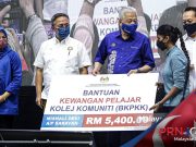 PRN Johor : Ibu Bapa Jangan Rasa Rendah Diri Anak Pilih TVET, Sekolah Vokasional – PM