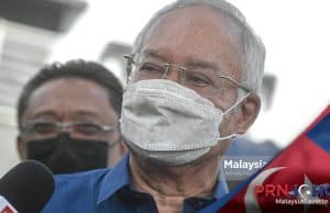 PRN Johor : Saya Boleh Debat Dengan Azmin Tapi Muka Dia Kabur – Najib