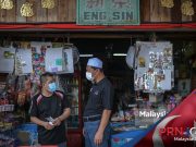PRN Johor : Calon Bebas Najib Lep Santuni Penduduk Sekitar Bukit Pasir