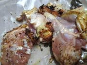 Netizen kecewa ayam bakar mentah, roti John inti kacang panggang di bazar The roast chicken sold at the Ramadan Bazaar is still raw. PIX: Facebook Viral Apa Hari Ini Facebook Viral Apa Hari Ini