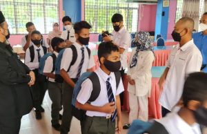 319 murid orang asli terima bantuan sekolah dari UPSI, empowerNCER Akademik