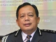 Ahli parti mengamuk, ugut pukul pengerusi, koyak kain rentang