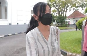 The High Court sentenced Sam Ke Ting, 27 to six years in prison and RM6,000 fine after finding her guilty of reckless driving thus causing the death of eight teenage joyriders five years ago #FreeSamKeTing petition