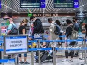 Suasana KLIA Penuh Dengan Pelancong Dari Luar Negara #Endemik
