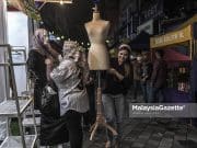 LENSA MG | Peniaga Siap Sedia Pembukaan Bazar Aidilfitri di Jalan TAR