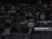 Peralihan ke Endemik – Panggung Wayang