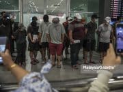 12 Malaysians who were tricked by job scam in Cambodia arrive safely at the Kuala Lumpur International Airport 2 (KLIA2) after they were rescued by the Cambodian Police and the Royal Malaysia Police (PDRM) through the INTERPOL, ASEANAPOL and the Ministry of Foreign Affairs. PIX: HAZROL ZAINAL / MalaysiaGazette / 12 APRIL 2022. Cambodian scammers online gambling scam