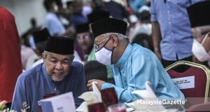 The President of UMNO, Datuk Seri Dr Ahmad Zahid Hamidi and the Prime Minister cum Vice-President of UMNO, Datuk Seri Ismail Sabri Yaakob during a UMNO Buka Puasa Ceremony at the World Trade Centre Kuala Lumpur (WTCKL). PIX: AMIRUL SHAUFIQ / MalaysiaGazette / 14 APRIL 2022