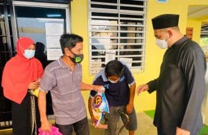 Penawar hulur bantuan kepada 200 asnaf