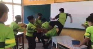 bully Langkawi Misunderstanding led a student being attacked by a group of students at a secondary school in Langkawi yesterday.